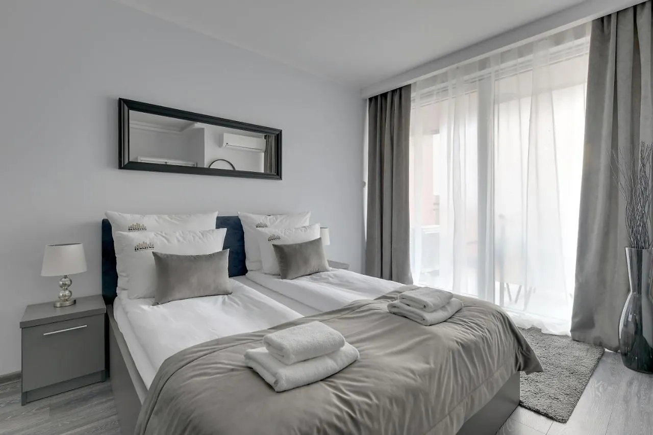 Downtown Aparments City Center Sadova グダニスク